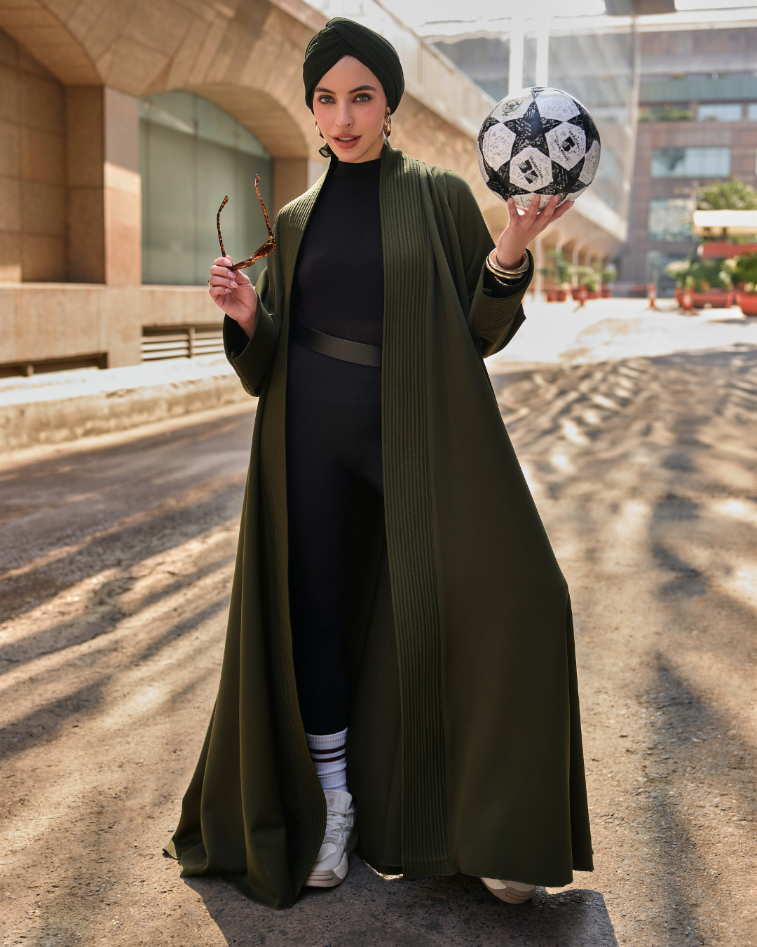 Garden Luxe Abaya cuff